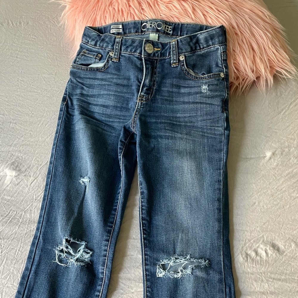 Distressed Skinny Jeans